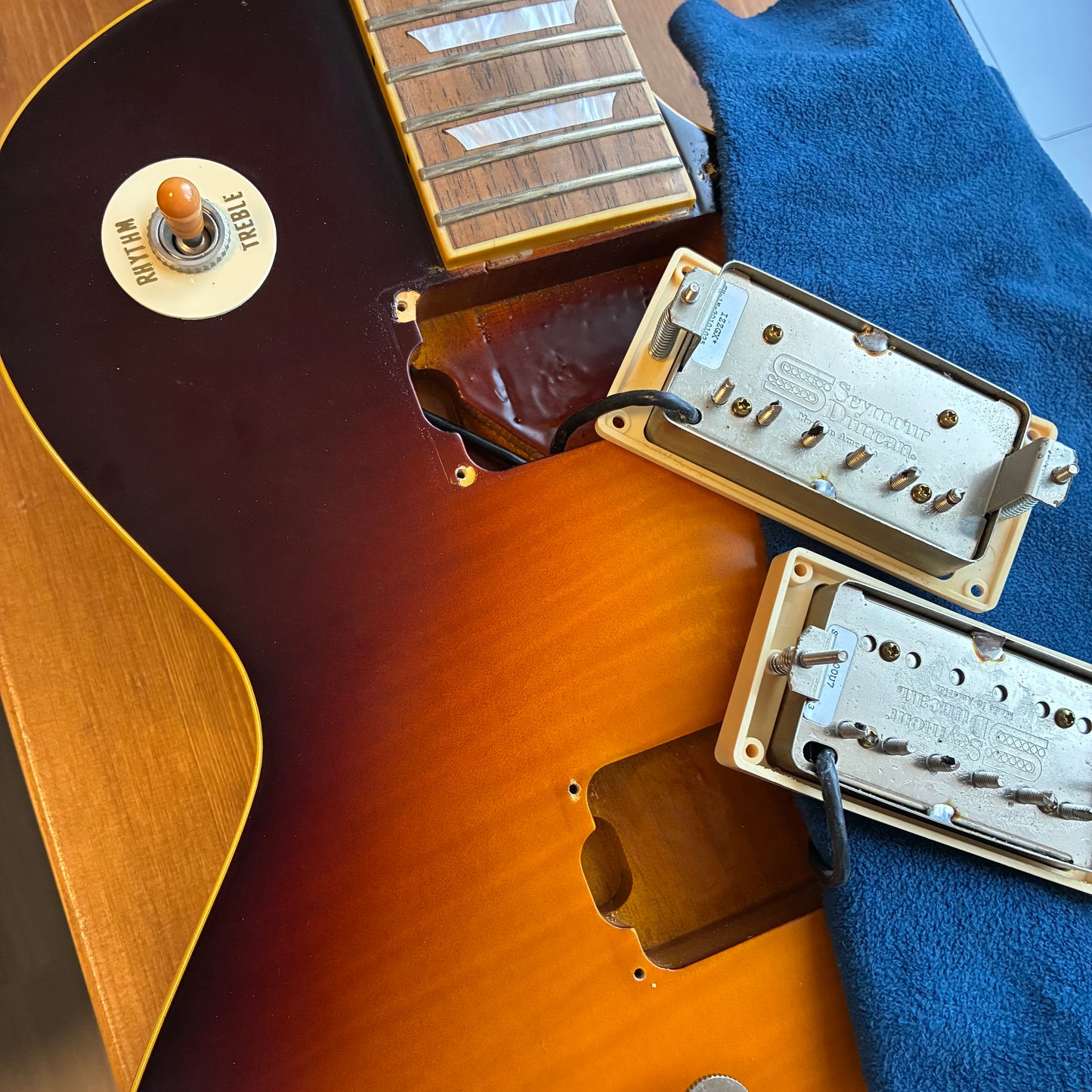 Edwards by ESP E-LP-98LTS Tobacco Sunburst [Very Good] 2011 Seymour Duncan Super lightweight 3.45kg (7.60lbs)