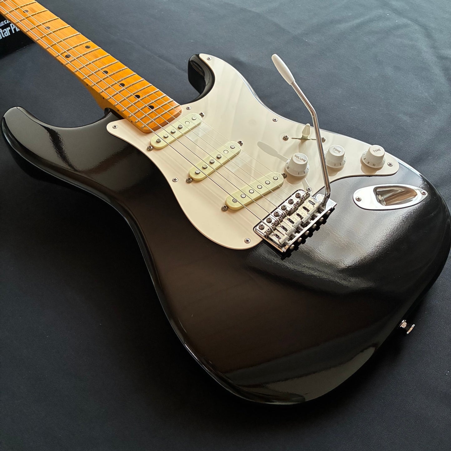 Edwards by ESP E-SE-93M/LT BLACK [Excellent] 2014 Seymour Duncan Lacquer Taste Finish SKB Hard Case Included