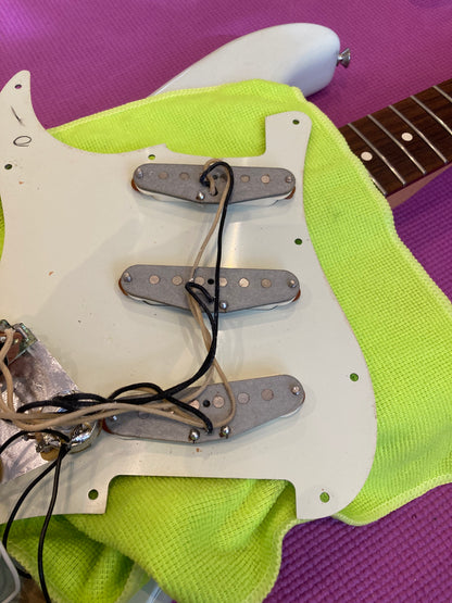 Fender Mexico Classic Player ‘60s Stratocaster Sonic Blue [Very Good] 2013 Custom Shop Designed