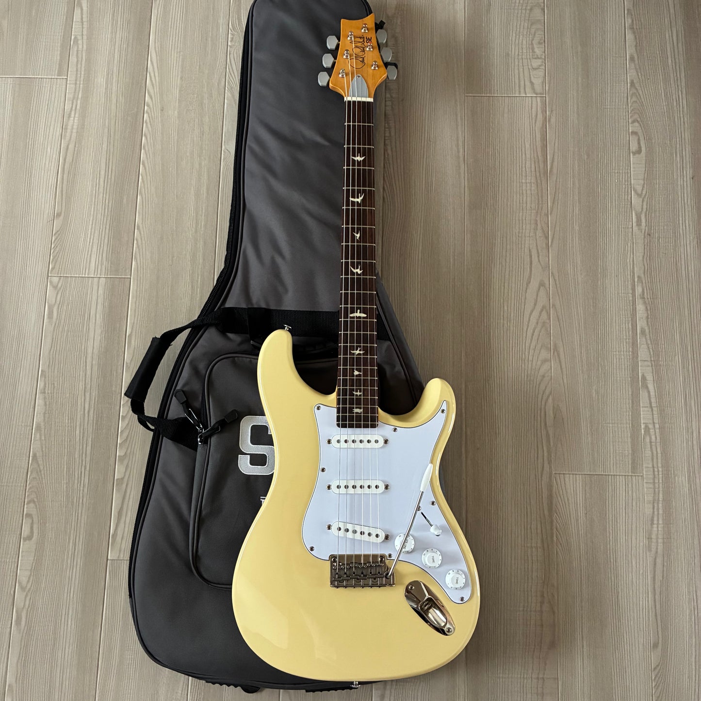 PRS SE Silver Sky Moon White [Excellent] 2022