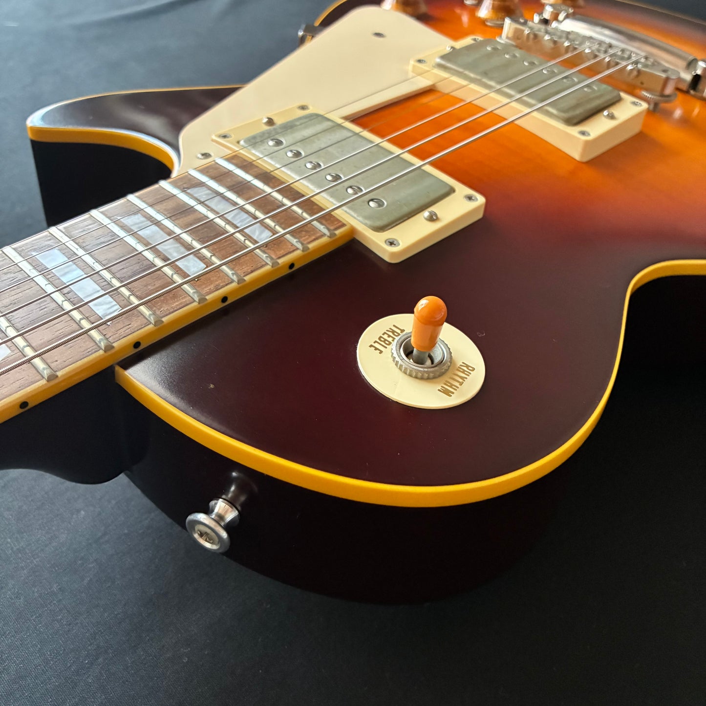 Edwards by ESP E-LP-98LTS Tobacco Sunburst [Very Good] 2011 Seymour Duncan Super lightweight 3.45kg (7.60lbs)