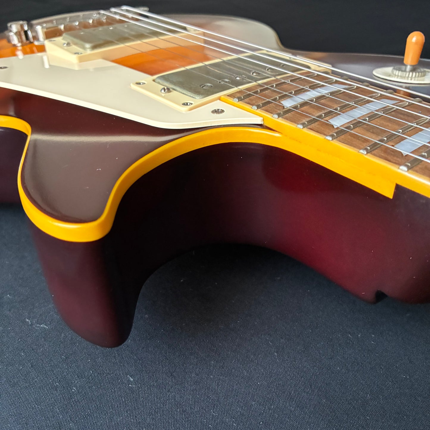Edwards by ESP E-LP-98LTS Tobacco Sunburst [Very Good] 2011 Seymour Duncan Super lightweight 3.45kg (7.60lbs)