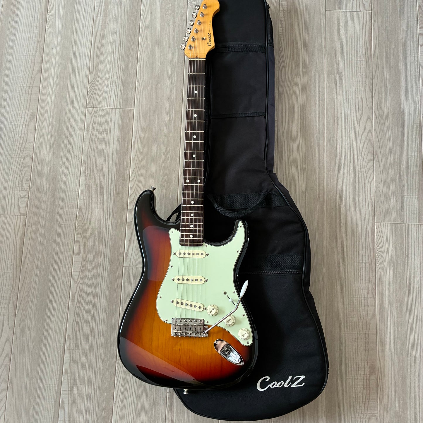 Cool Z (Fujigen Factory) ZST-1R 3TS [Excellent] 2007 MIJ 60s Strat Style GOTOH Tuners